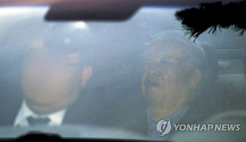검찰 들어서는 손경식 CJ그룹 회장