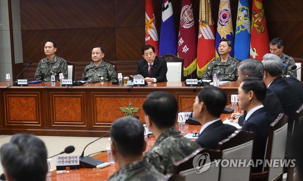 軍 지휘관들 "안보상황 엄중" 한목소리…'최순실게이트' 여파 - 2