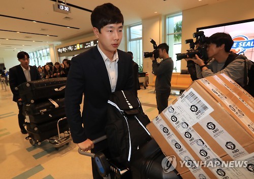 WBC 대표 박건우, 오키나와 도착