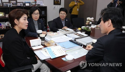 국회 환노위 여야 간사 '논의'