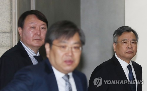 이재용·삼성 재판 직접 등판하는 특검팀