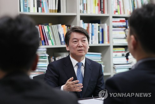 안철수, 사드배치에 "대통령은 국가간 합의 넘겨받을 책임있다" - 3