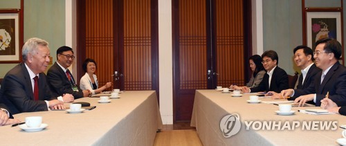 김동연 부총리, AIIB 총재와 면담