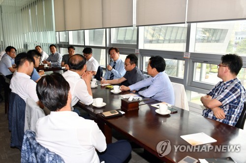 이재명 "내년 지방선거 나선다"…서울시장·경기지사 저울질