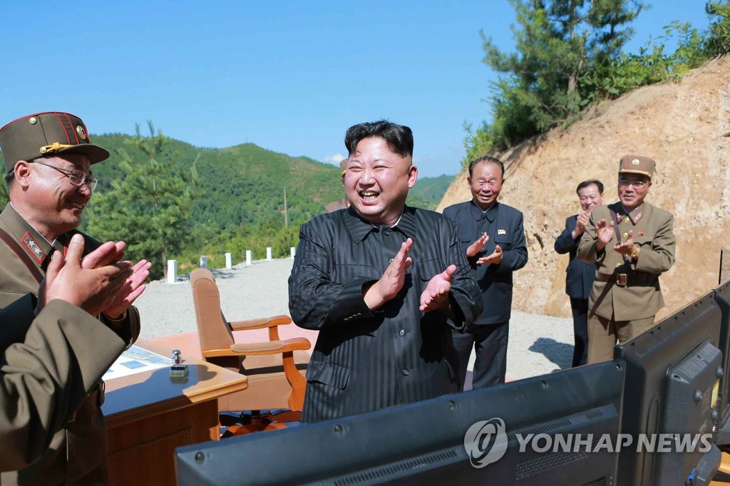 북한, "대륙간탄도미사일 재진입ㆍ단분리 기술 최종 확증 "주장
