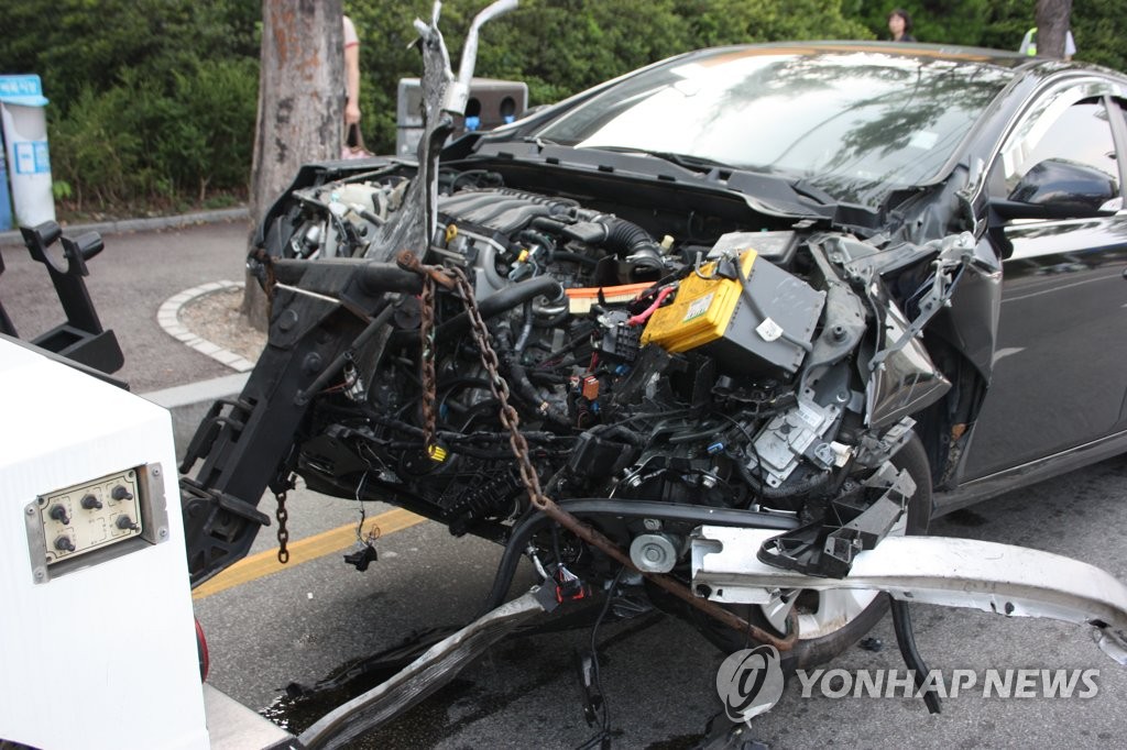 사고가 난 차량.