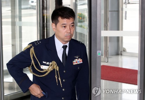 초치된 주한 일 국방무관