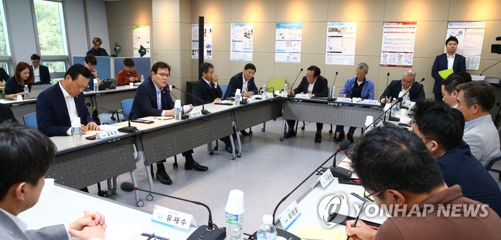 발언하는 최종구 금융위원장