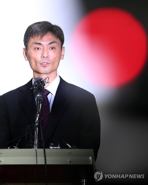 답변하는 박성진 후보자