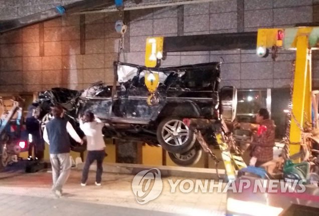 정리되는 김주혁 사고현장