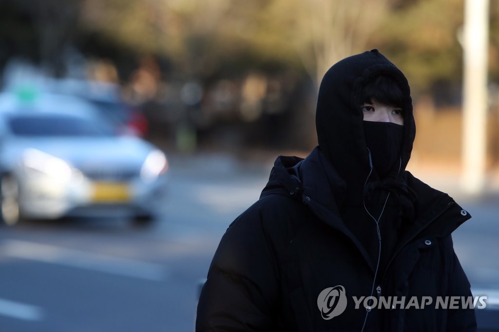 꽁꽁 싸맨 출근길