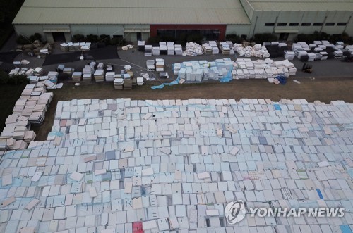 대진침대 본사에 가득 찬 매트리스