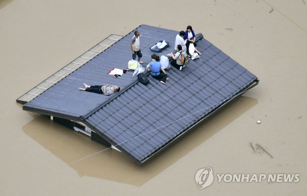 "폭우로 72명이상 사망"…日 속수무책