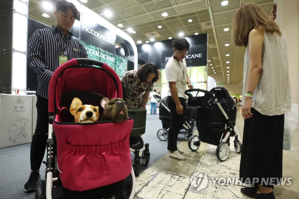 대세는 애완견 유모차