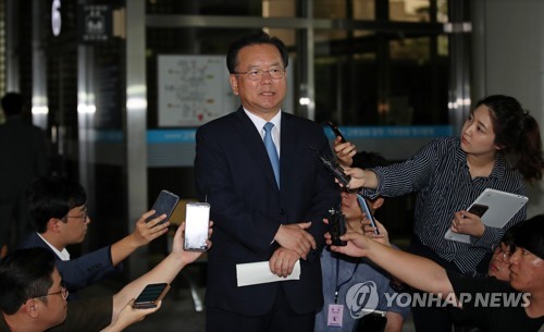 '긴급조치 위반' 김부겸, 40년 만의 재심서 무죄 판결