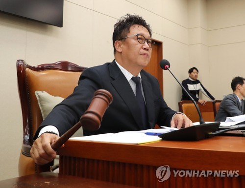 민병두 '정회를 선언 합니다'