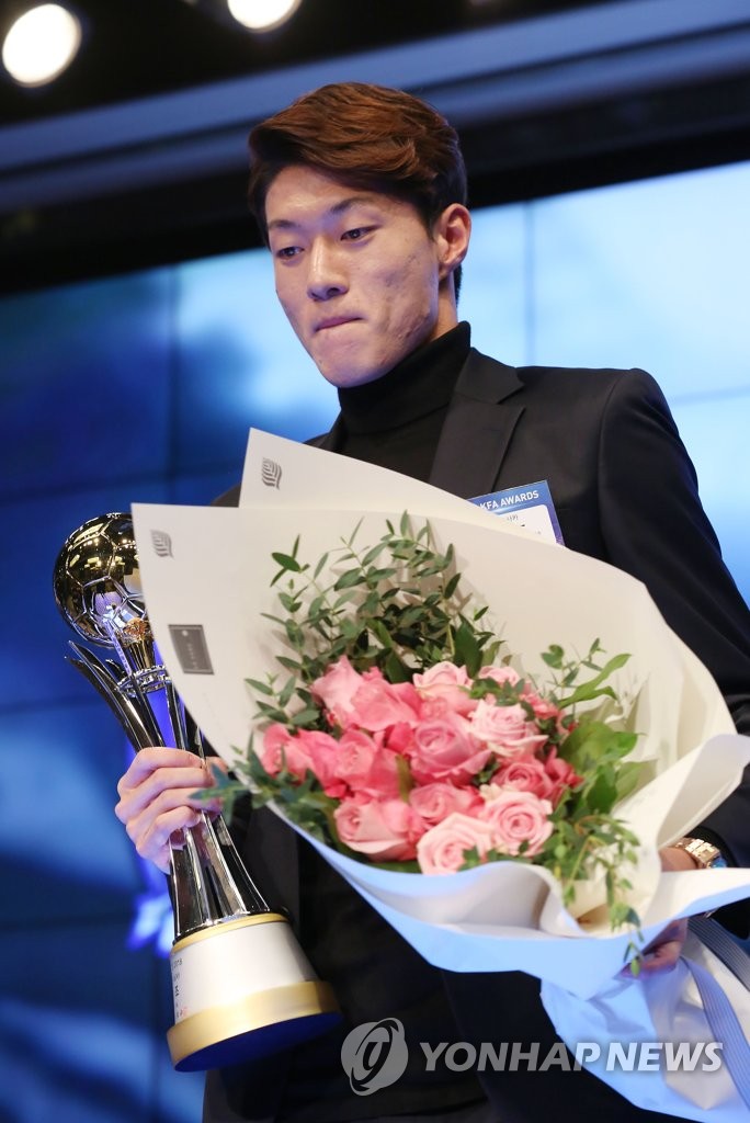 축협 '올해의 남자 선수' 황의조