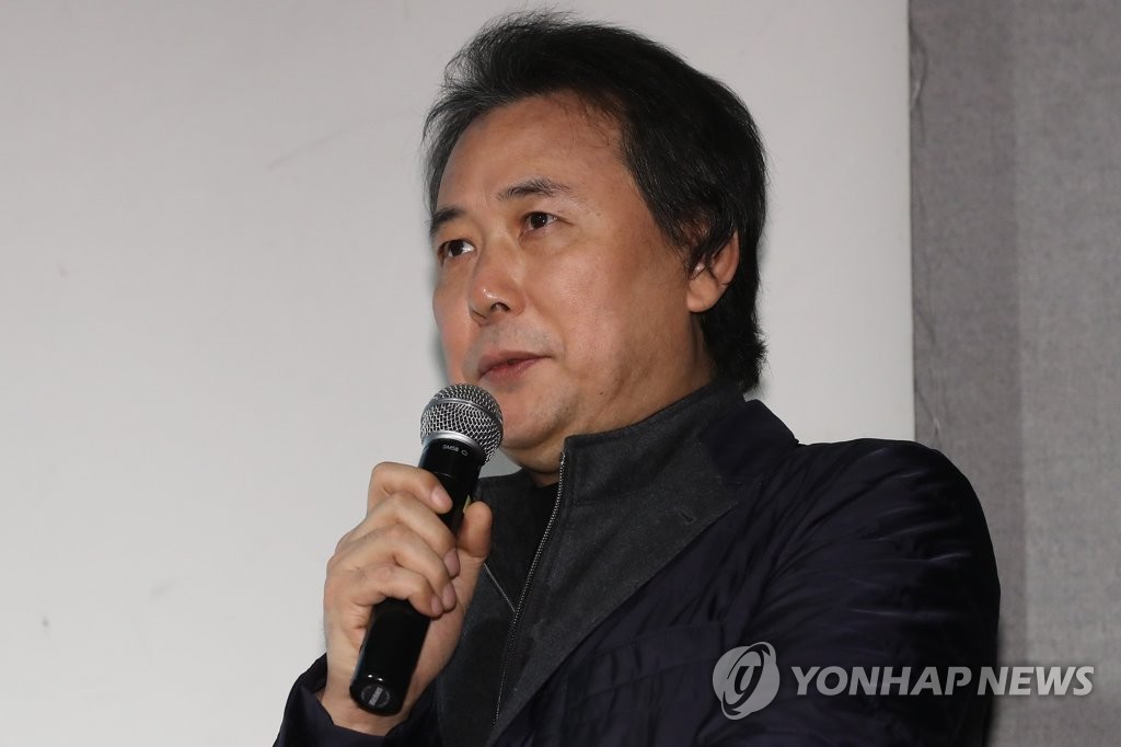 김창환, 폭행 방조 혐의 부인 기자회견