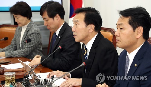 최고위 참석한 손학규 대표