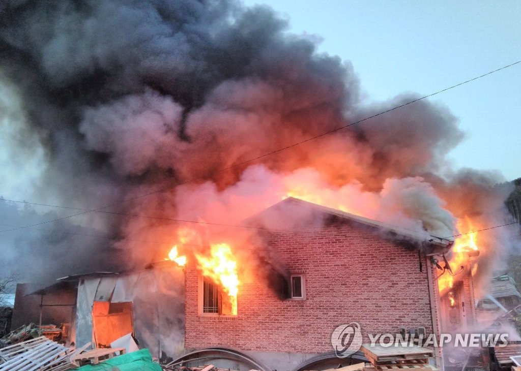 전북 완주 한 주택서 불