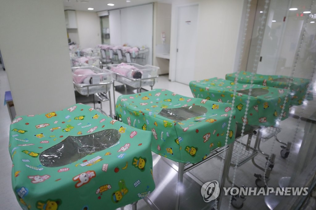 서울 시내 한 병원 신생아실