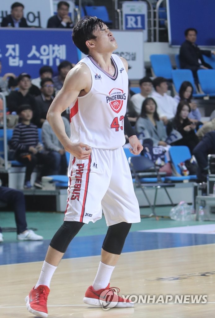 쐐기골 성공시킨 현대모비스 이대성