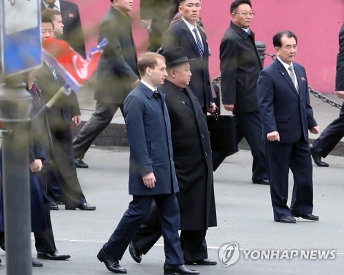 블라디보스토크 도착한 김정은 위원장