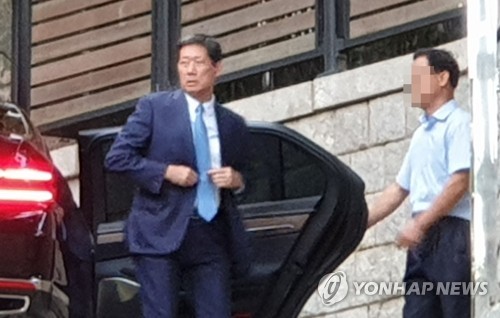 제사 참석하는 정몽윤