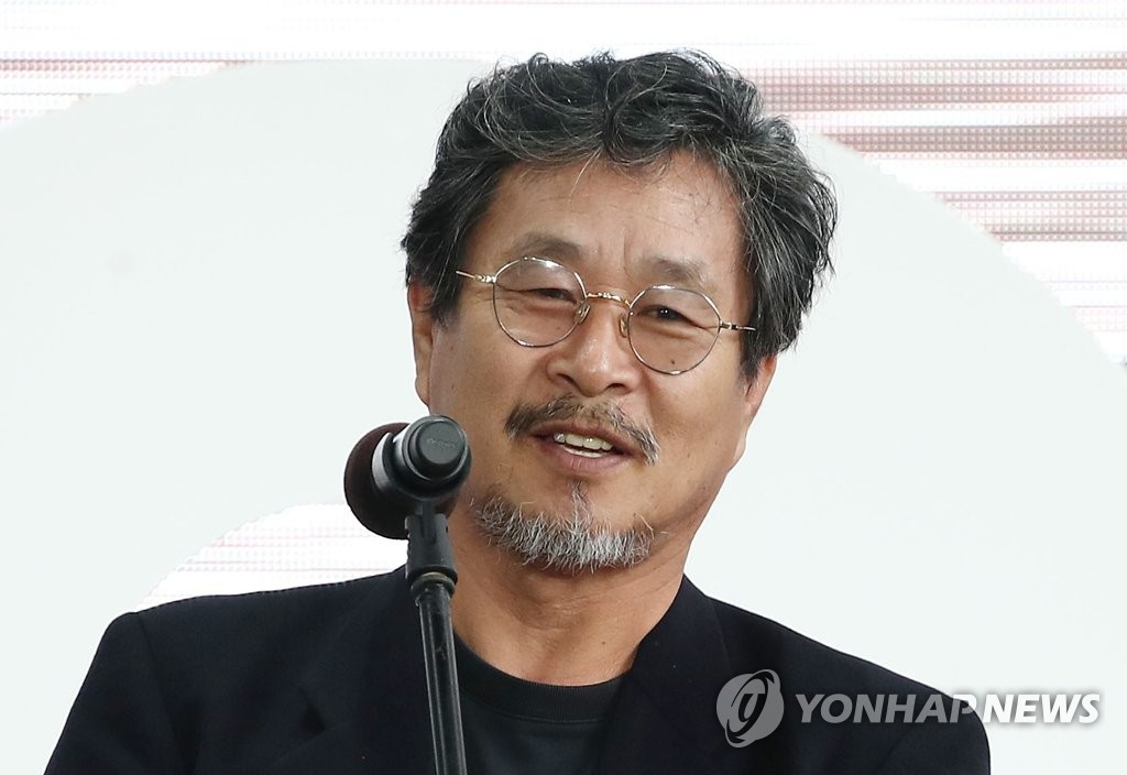 남우 주연상 소감 밝히는 기주봉