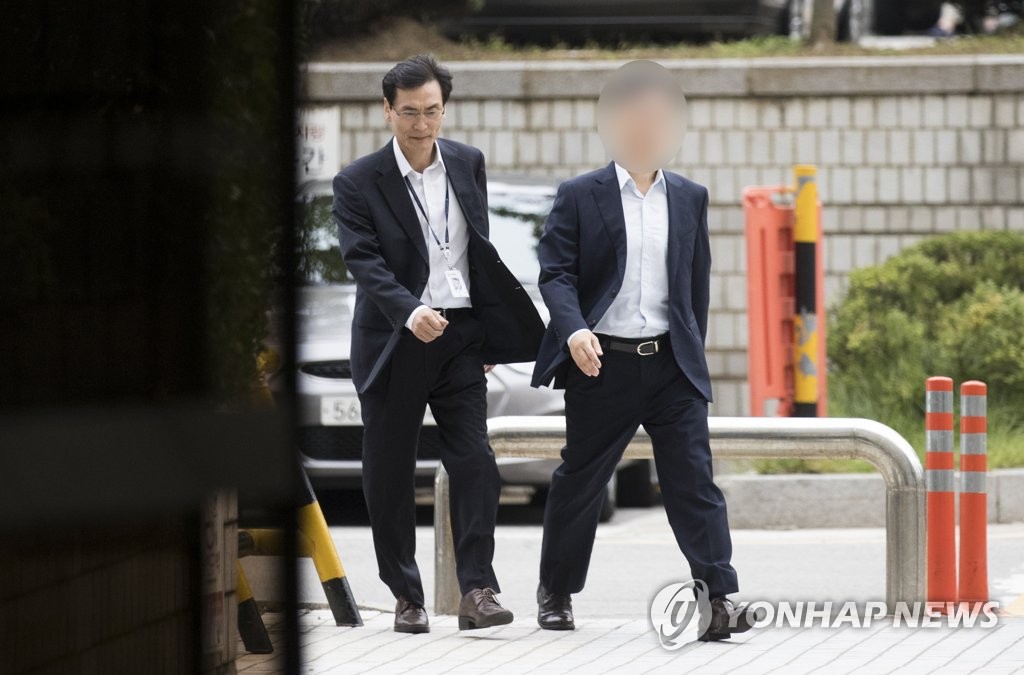 '버닝썬 유착 의혹' 윤 총경 영장실질심사