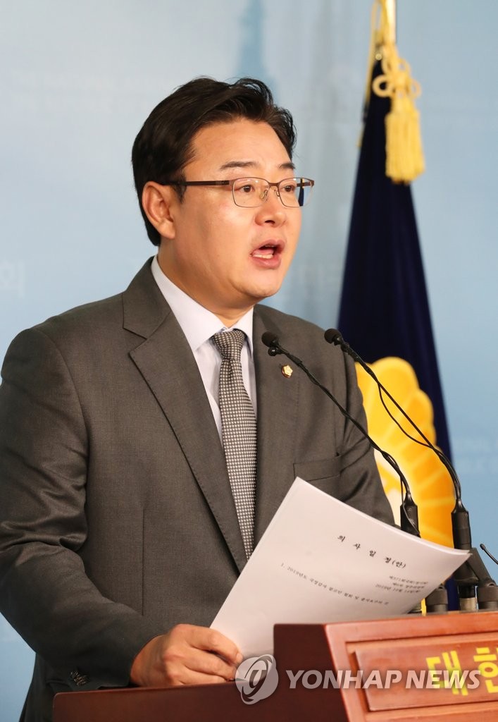 On justice minister's resignation On justice minister's resignation