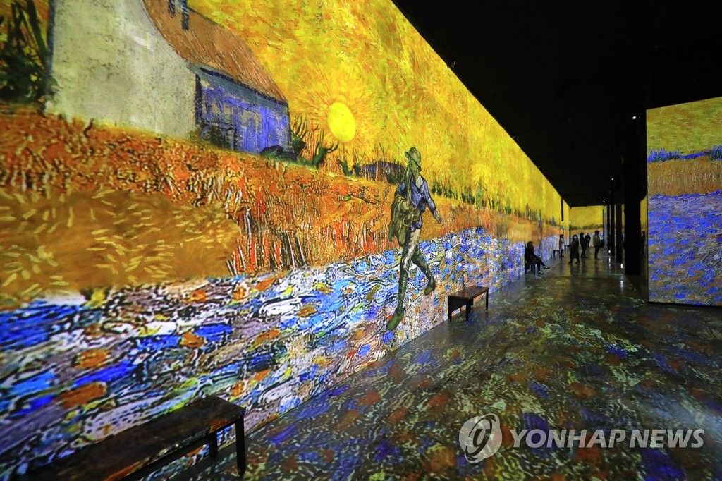 '빛의 벙커: 반 고흐'전 개막