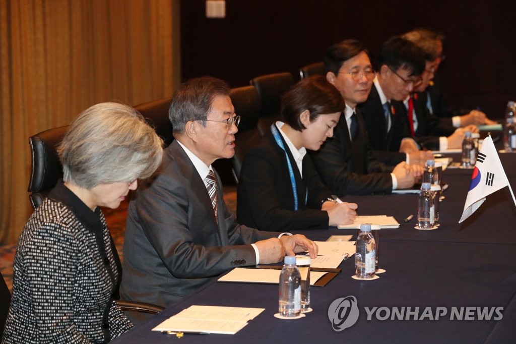 발언하는 문 대통령