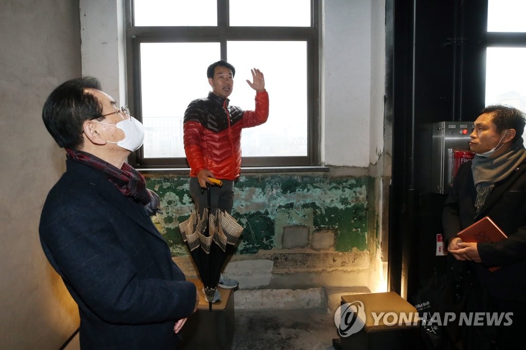 층고 달라진 옛 전남도 경찰국 복원