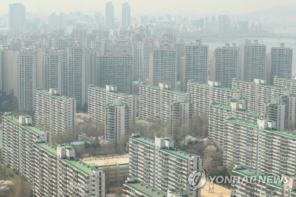 2020년 3월 31일 서울 강남 일대 아파트 단지. [연합뉴스 자료사진]