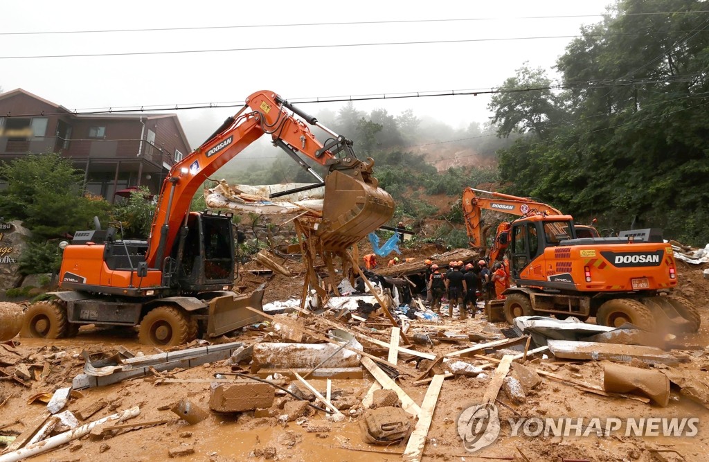 가평 매몰현장 구조작업