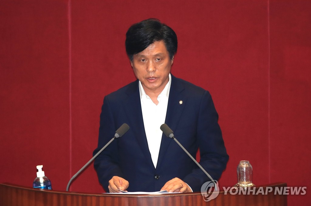 심사보고 하는 조승래 국회 운영위원회 위원