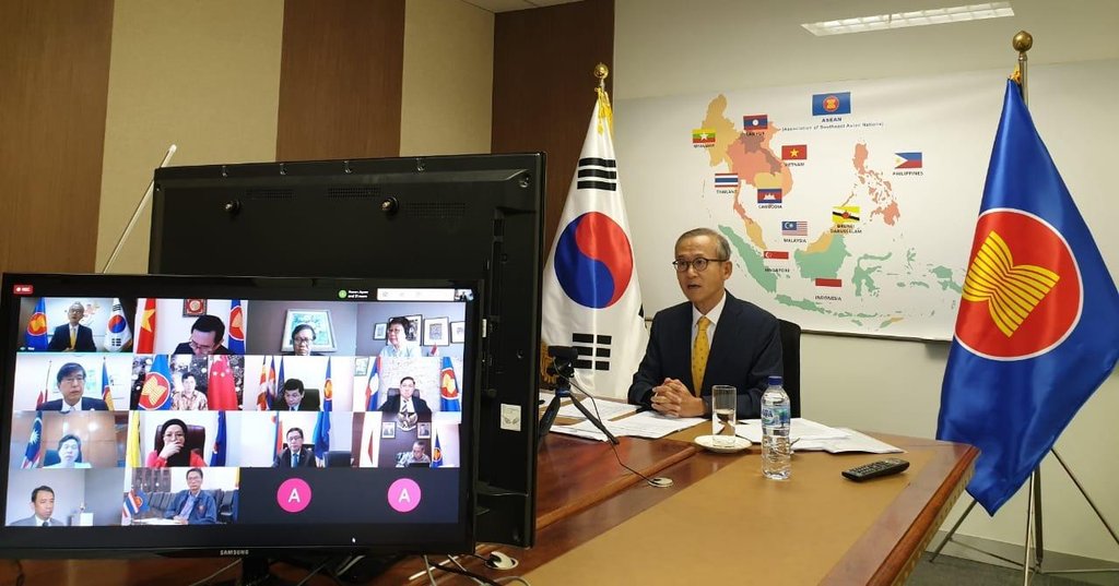 Reunión de embajadores de la ASEAN más tres Reunión de embajadores de la ASEAN más tres