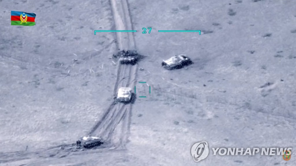 아제르바이잔과 무력 충돌에서 파손된 아르메니아 탱크들