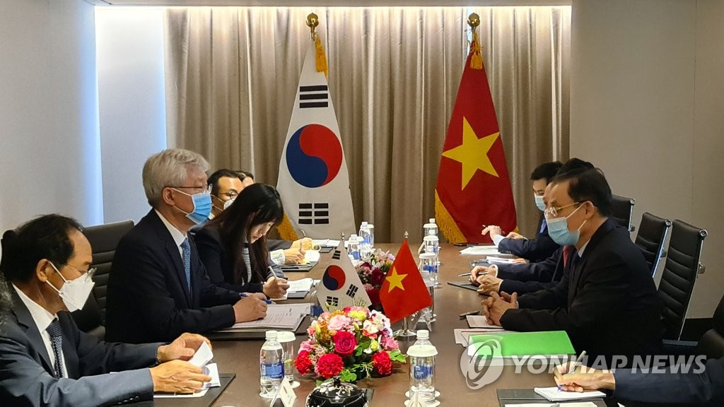 한국·베트남 외교차관 회담…협력 증진 방안 논의