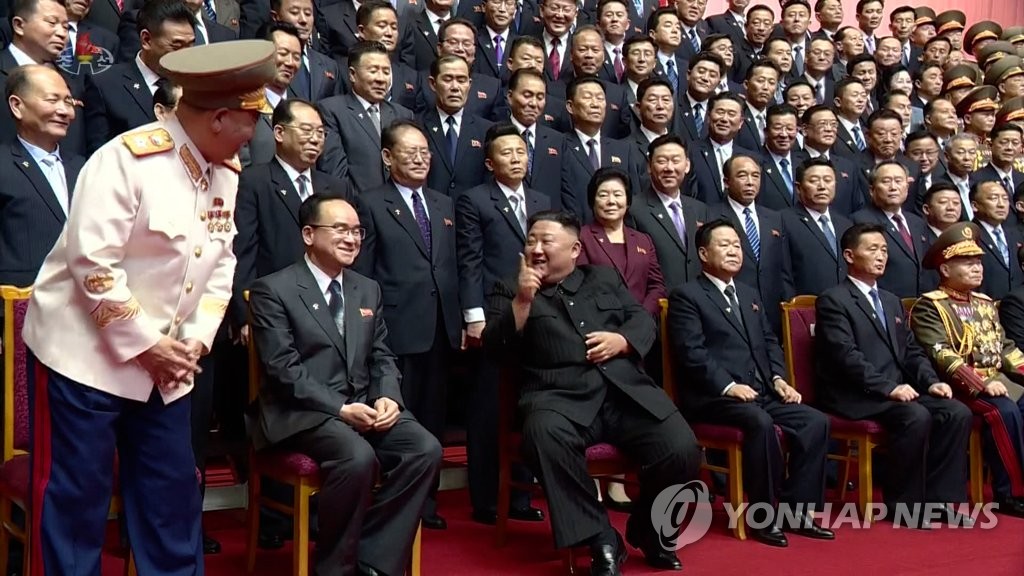 N.K. leader's photo session N.K. leader's photo session