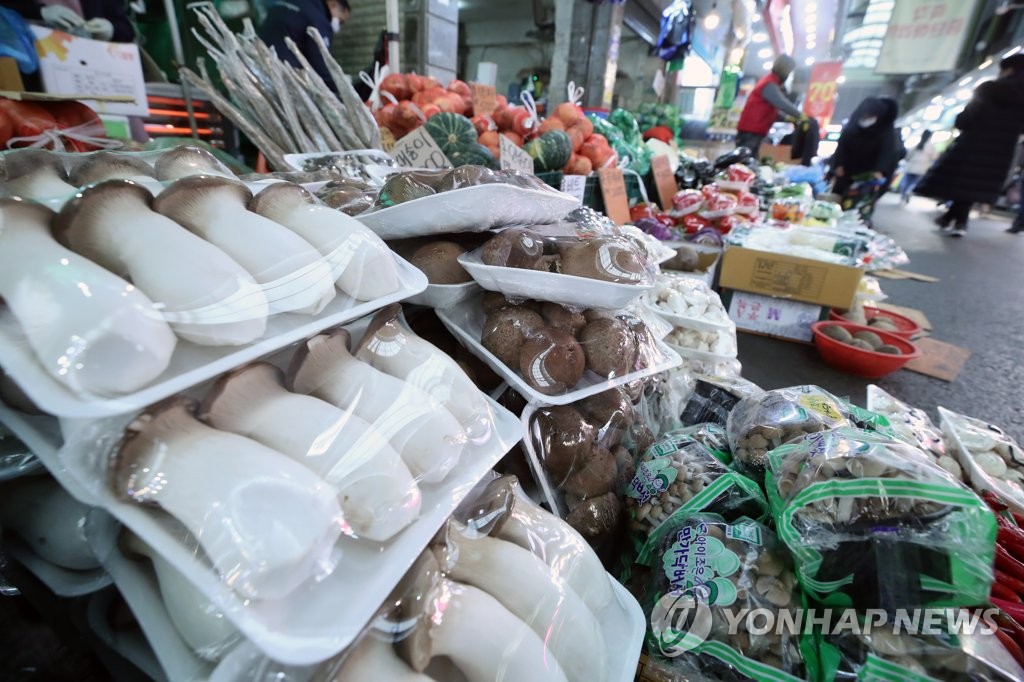 설 차례상 전통시장이 대형유통업체보다 10만원 정도 저렴할 듯