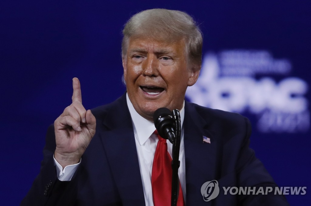 차기 대선 출마 가능성 시사한 트럼프