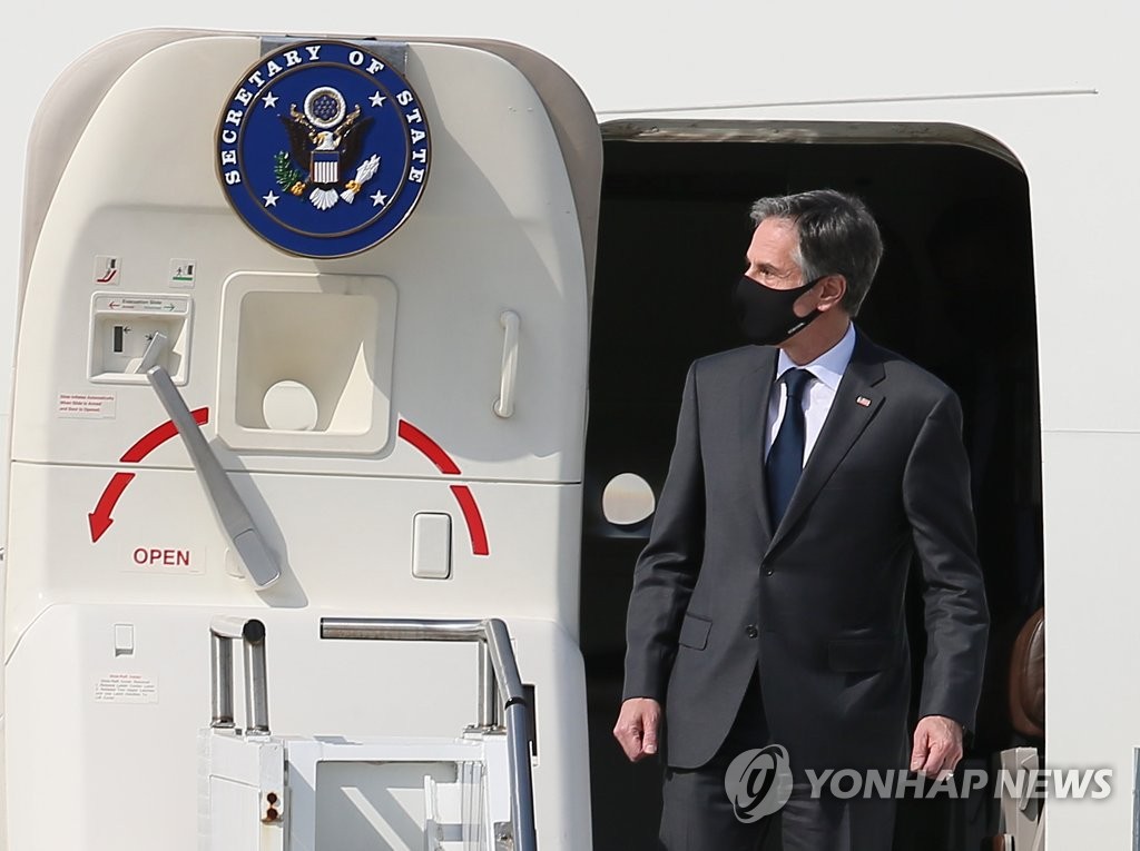 오산 공군기지 도착한 토니 블링컨 미국 국무장관