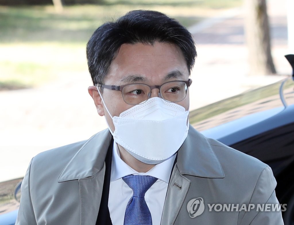 집무실 향하는 김진욱 공수처장