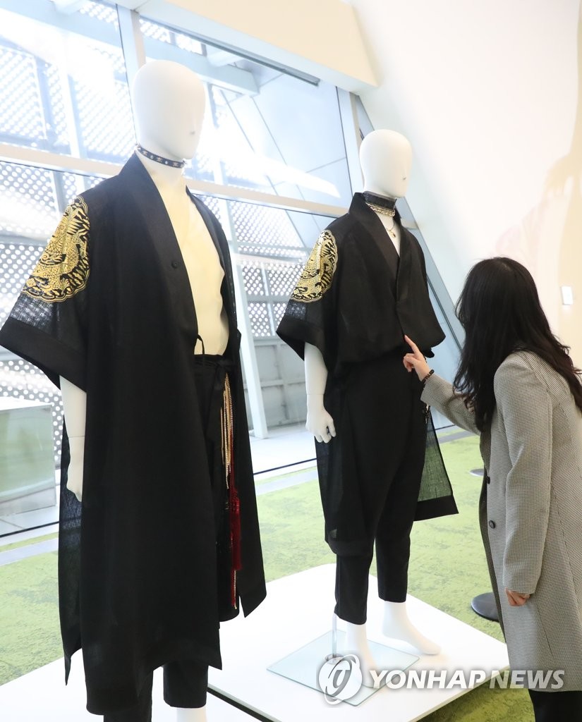 Korean attire 'hanbok' worn by BTS Korean attire 'hanbok' worn by BTS