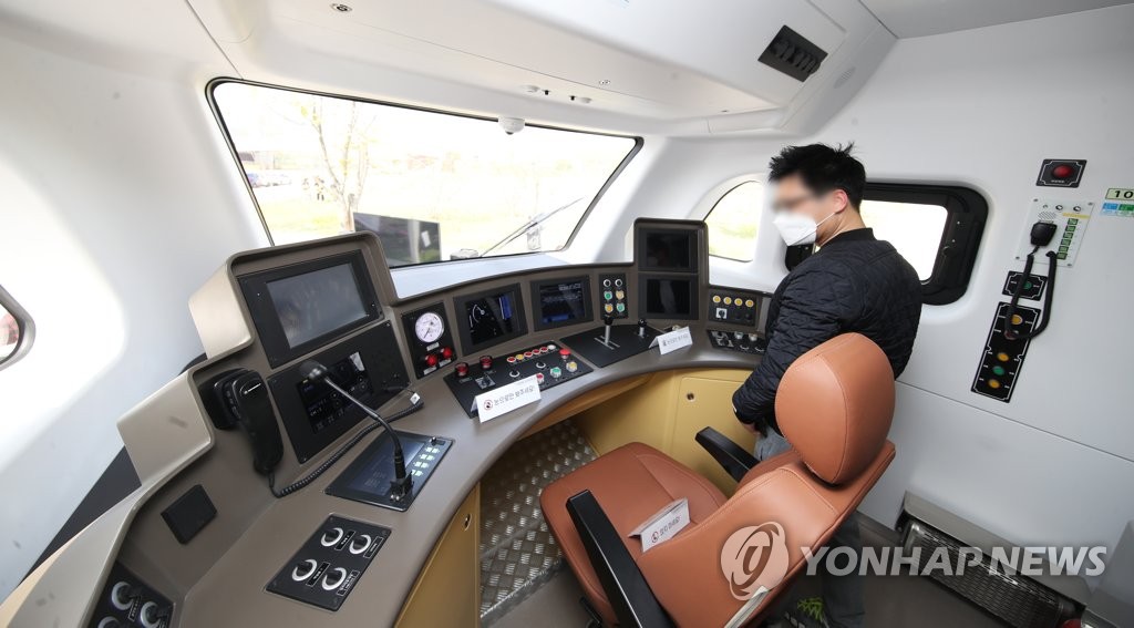 首都圏急行GTXの運転席 首都圏急行GTXの運転席