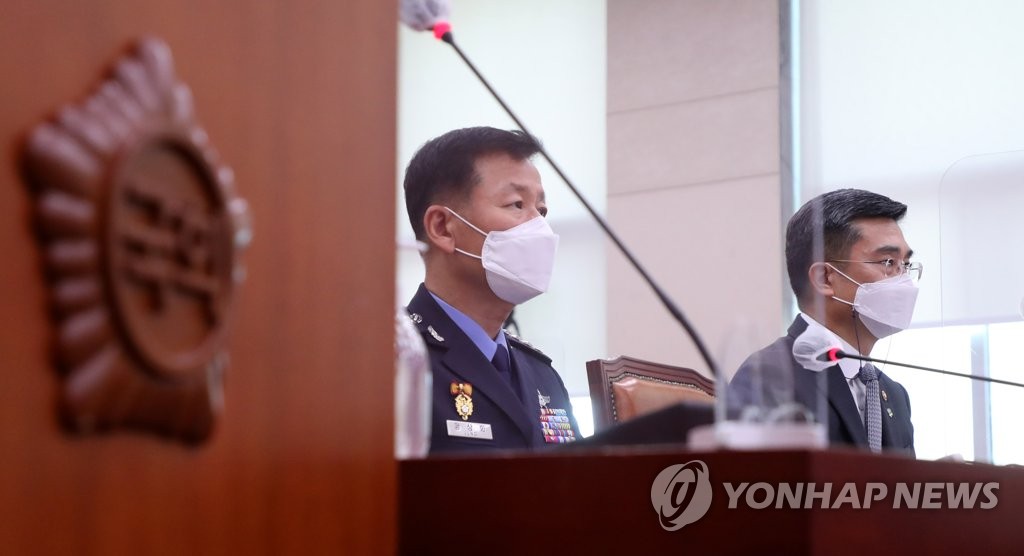 법사위 출석한 서욱 장관과 정상화 공군참모총장