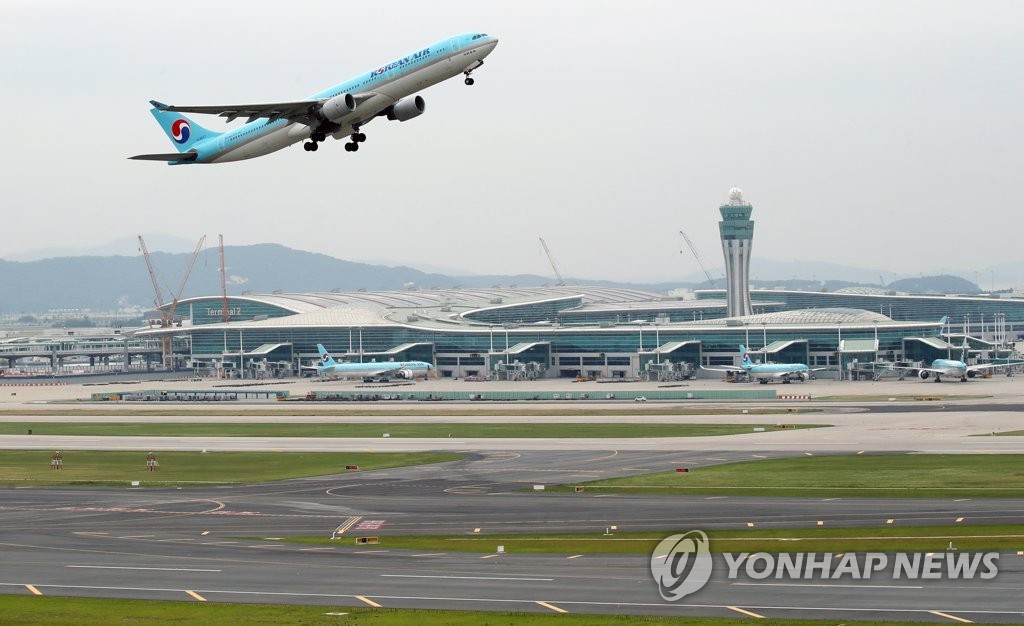 仁川空港の第4滑走路 供用開始 仁川空港の第4滑走路 供用開始