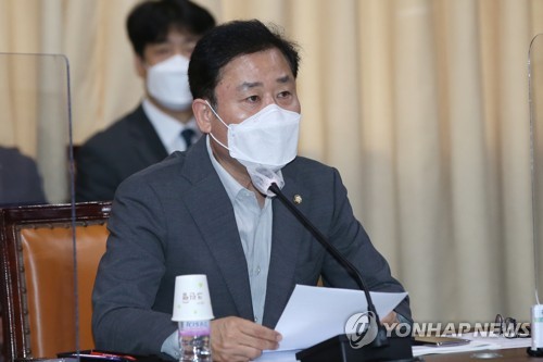발언하는 민주당 송갑석 의원
